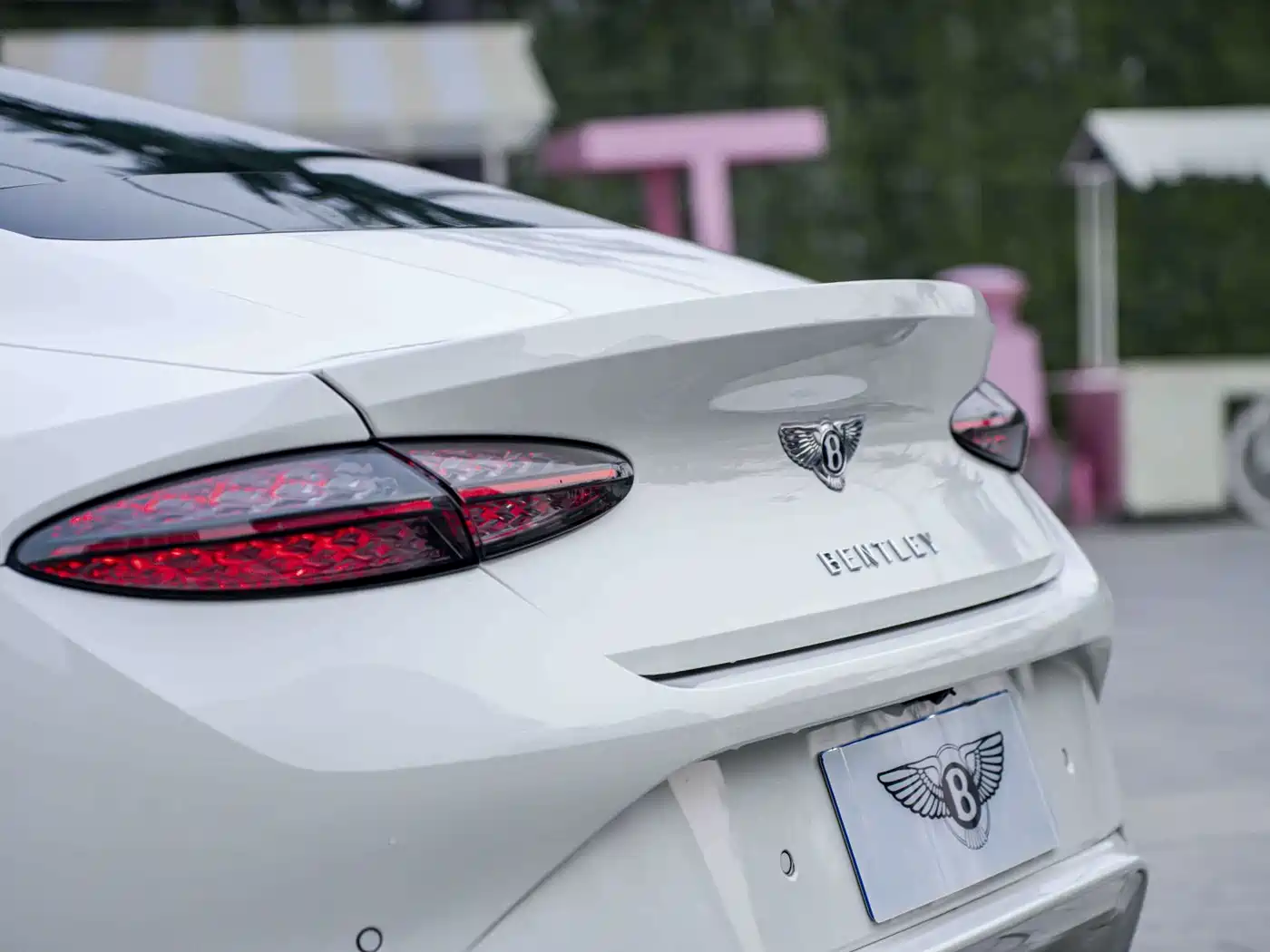 BENTLEY CONTINENTAL PLUG IN HYBRID