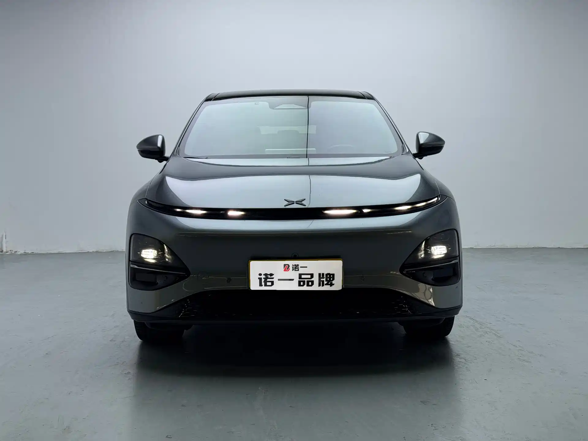 Фото 2 - XPeng G6