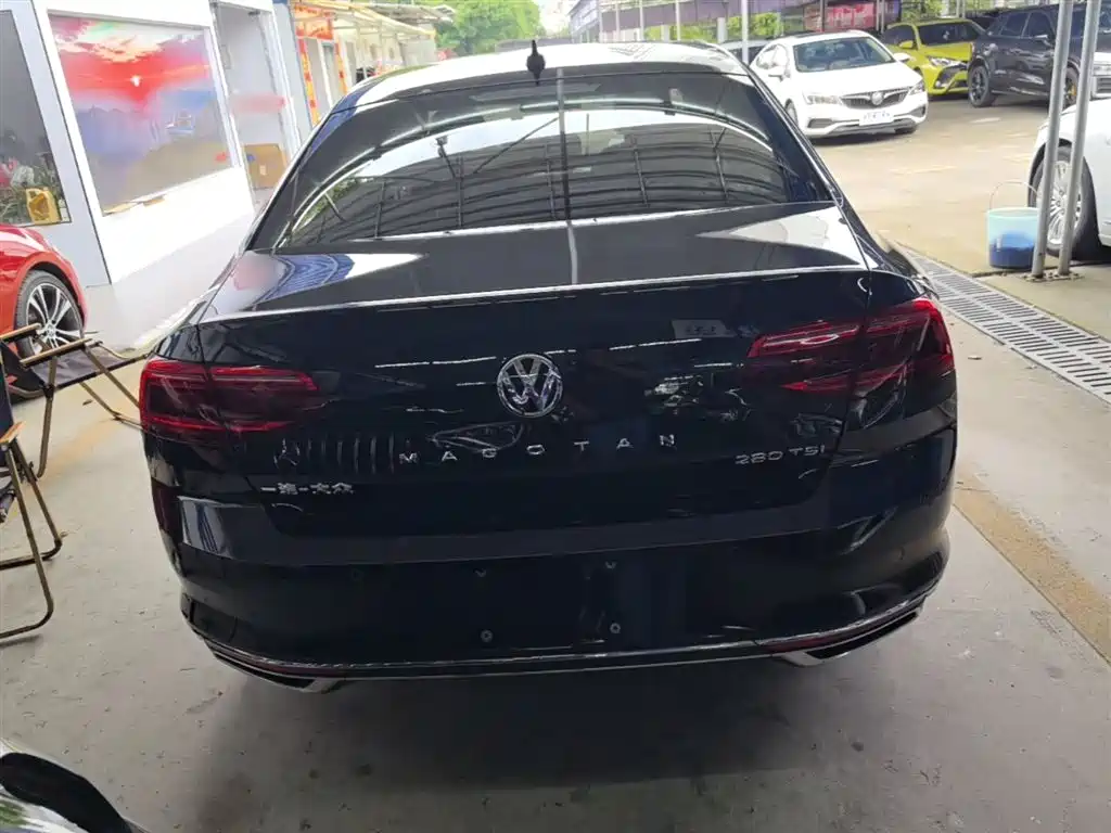 Volkswagen Magotan 2020 280TSI DSG Comfort фото 6
