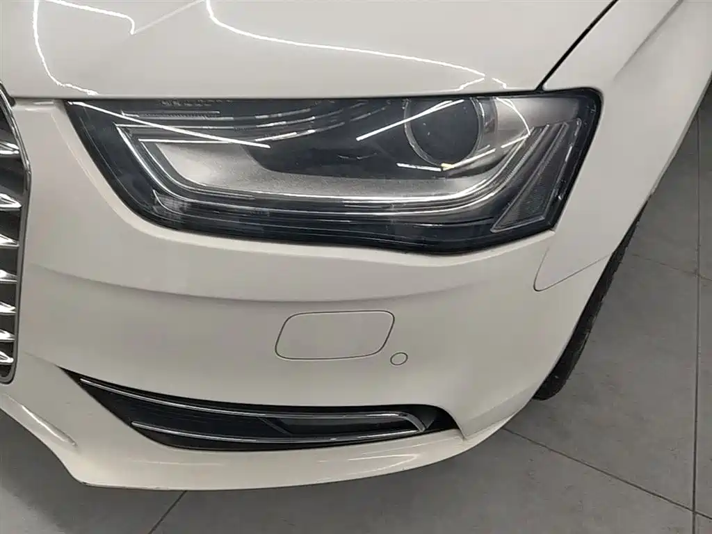 Audi A4L 2015 35 TFSI Auto Comfort фото 24