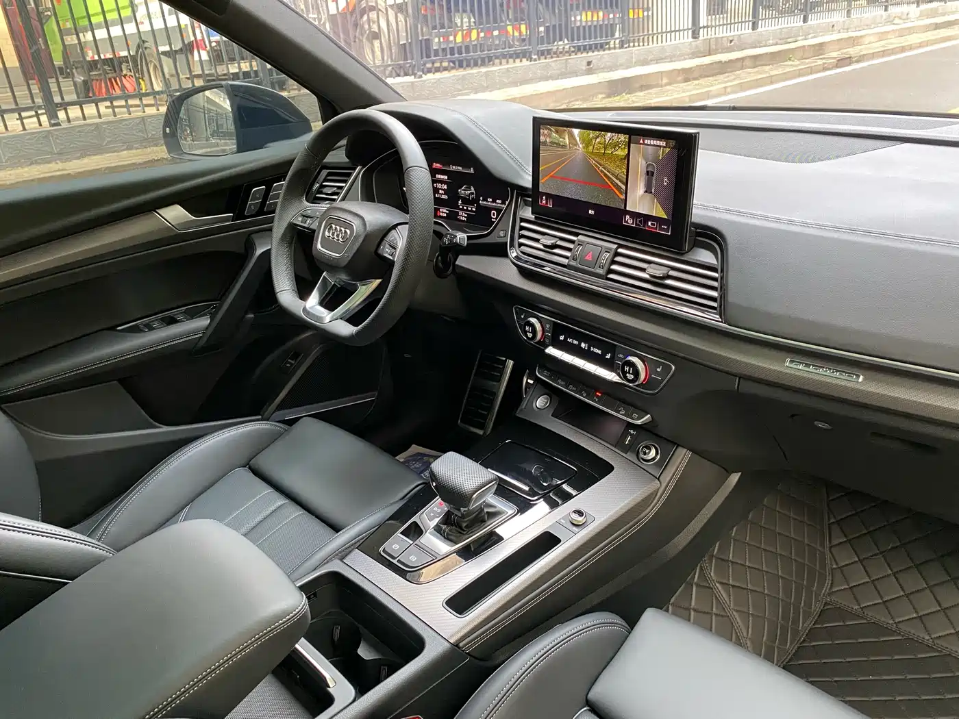 Audi Q5L 2024 Model 45 TFSI Luxury Dynamic фото 21
