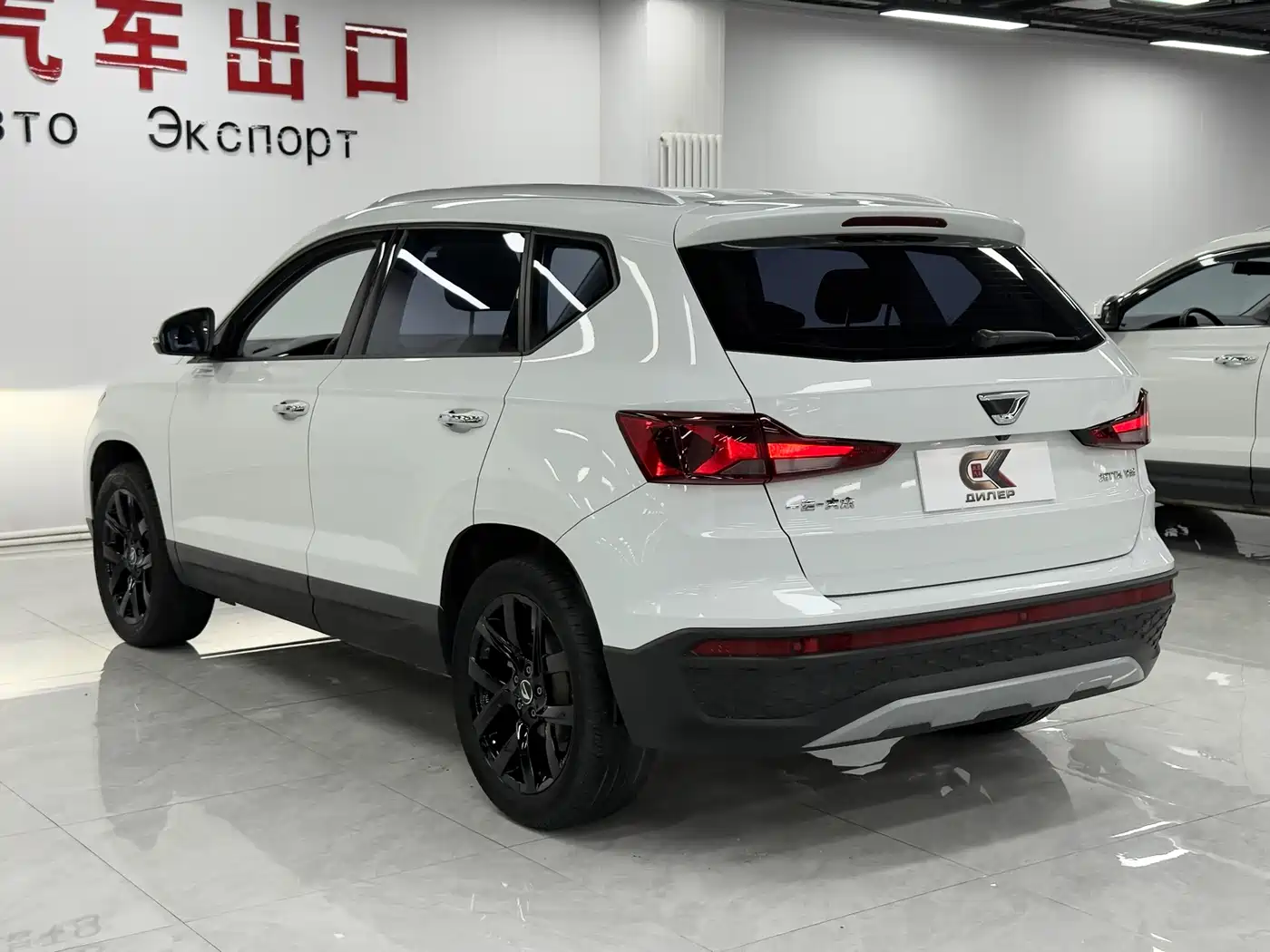 Photo 6 - Jetta VS5