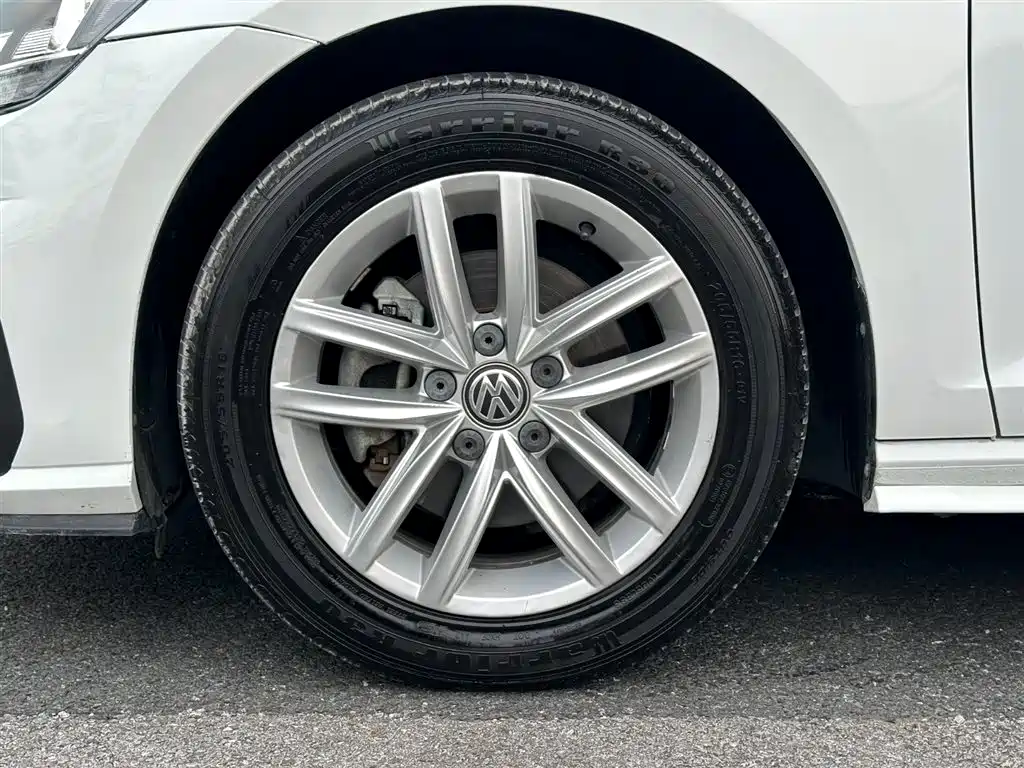Volkswagen Golf 2019 280TSI DSG Comfort (China V) фото 19