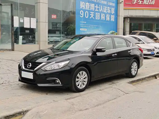 NISSAN TEANA