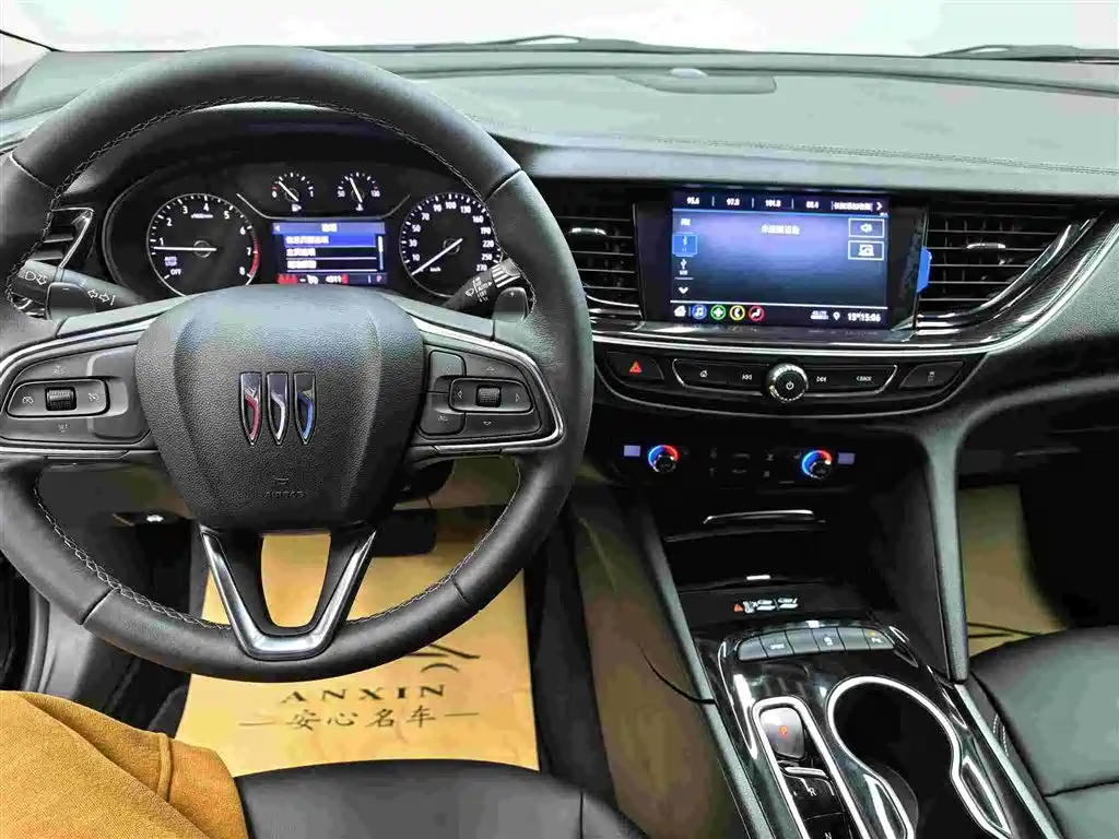 BUICK REGAL
