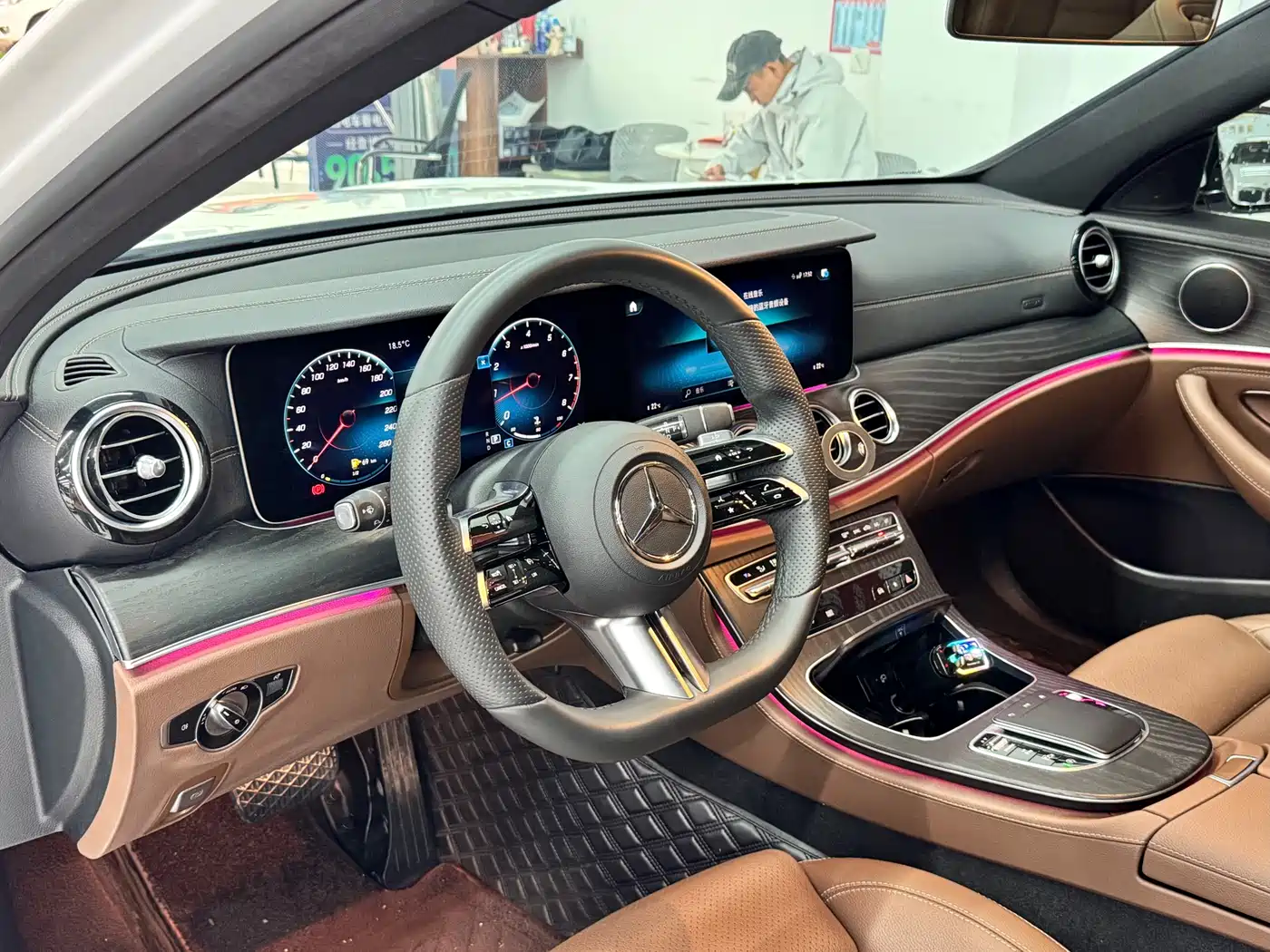 Mercedes-Benz E-Class 2022 Second Facelift E 300 L Sport Fashion фото 4