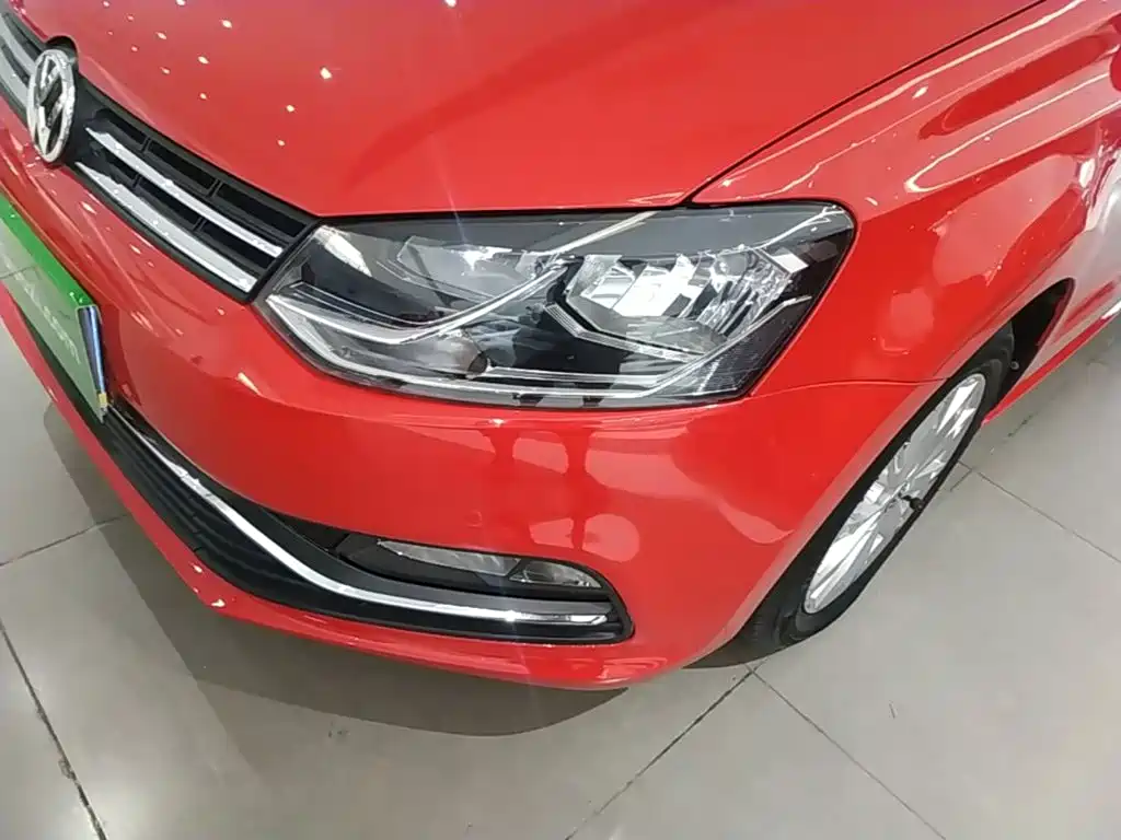 Volkswagen Polo 2016 2016 1.6L Automatic Luxury