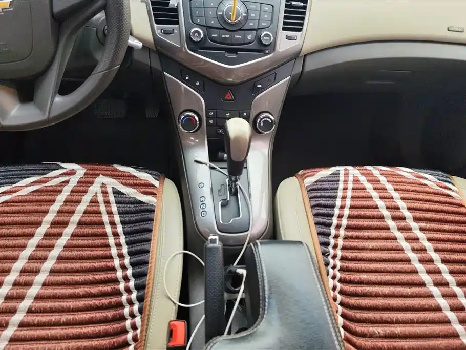 Chevrolet Cruze 2015 1.5L Classic SE AT фото 16