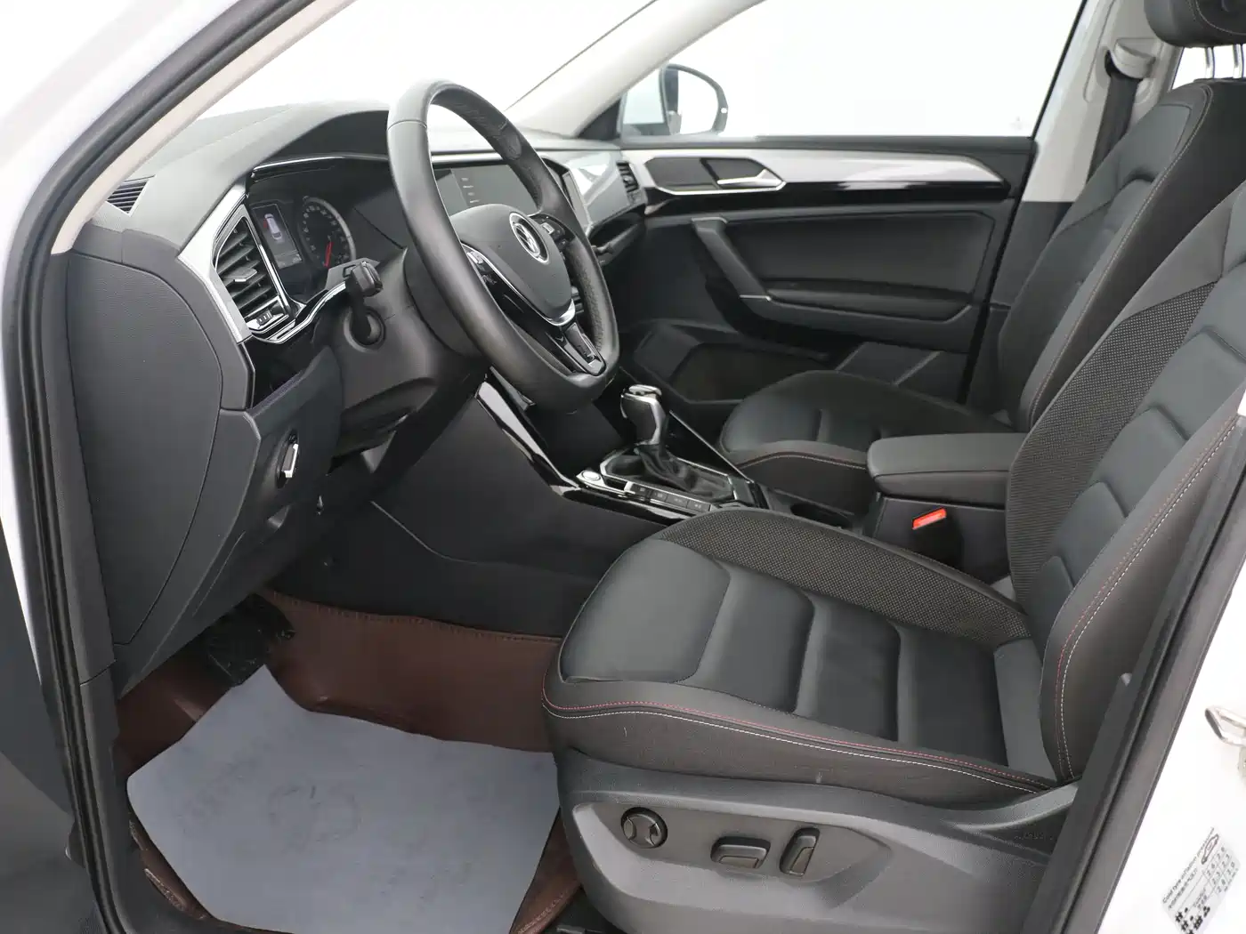 Volkswagen Tayron 2020 330TSI 2WD Luxury Smart Edition фото 5