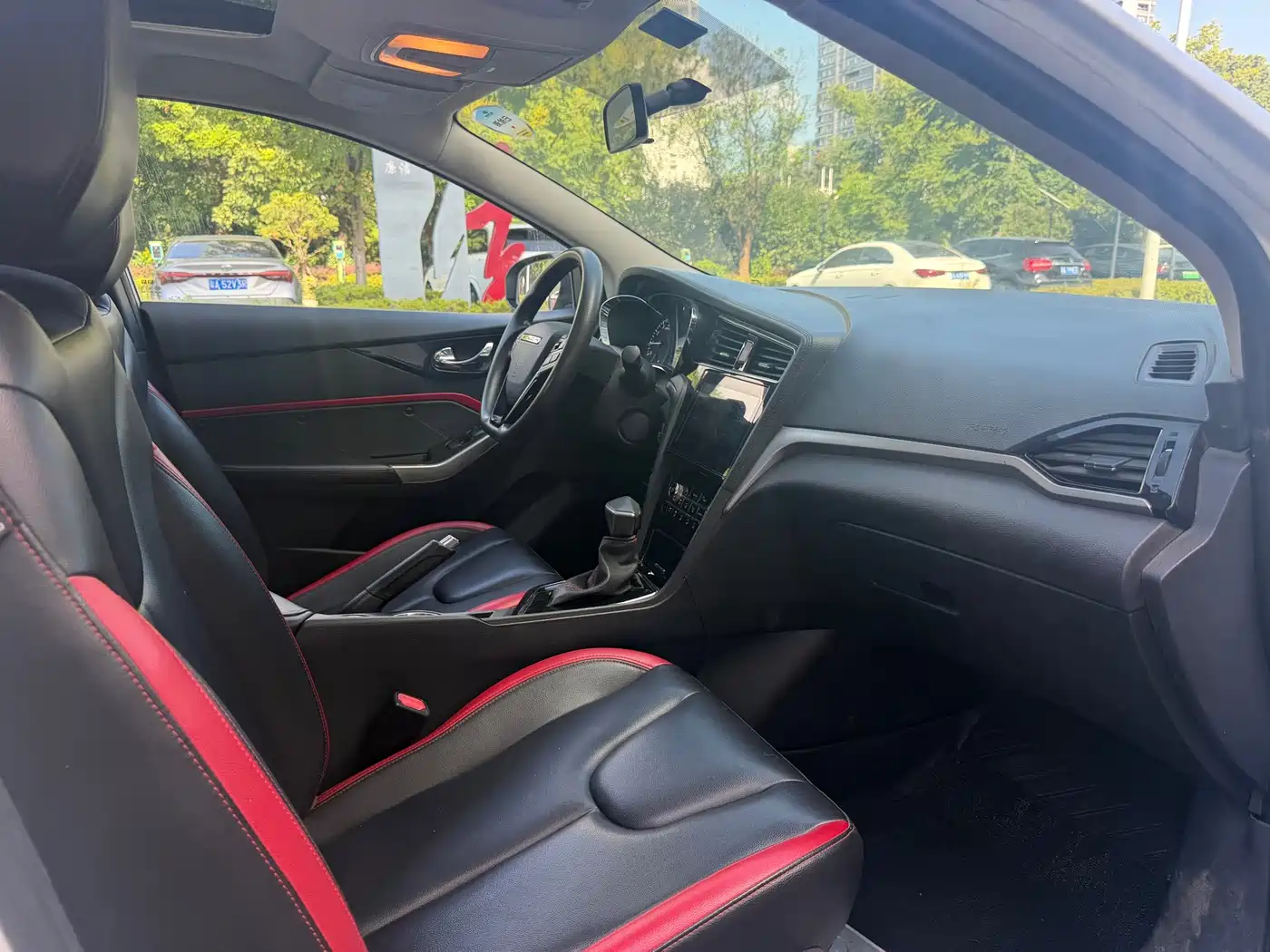 Venucia D60 2017 2018 1.6L CVT Smart Elite Edition