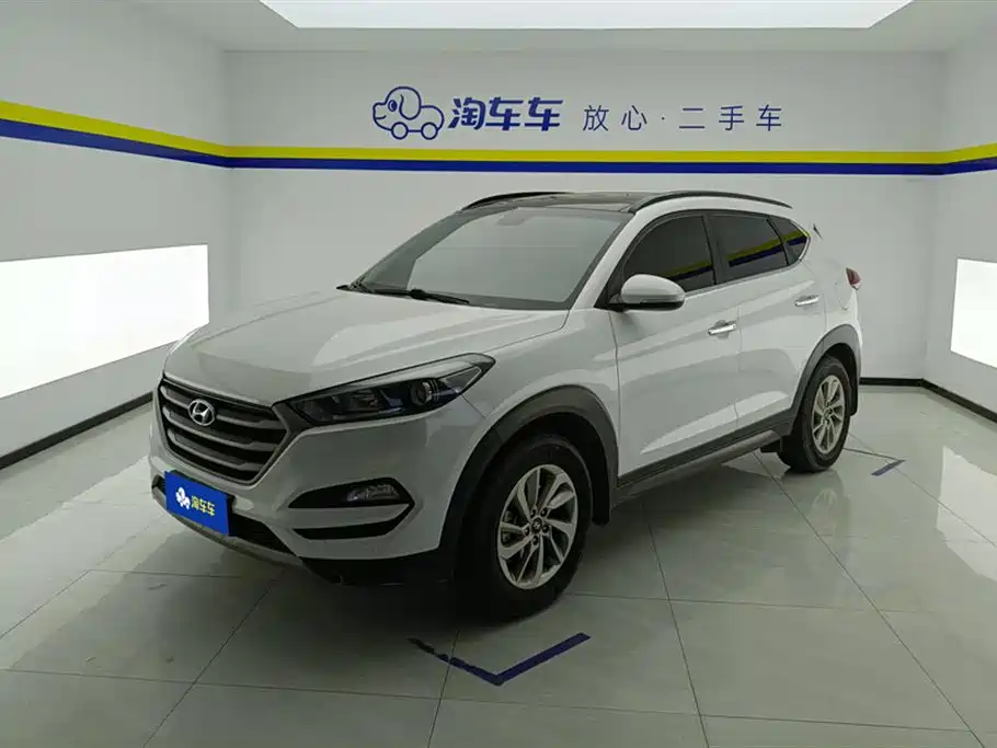 Hyundai Tucson 2015 2.0L Automatic 2WD Smart