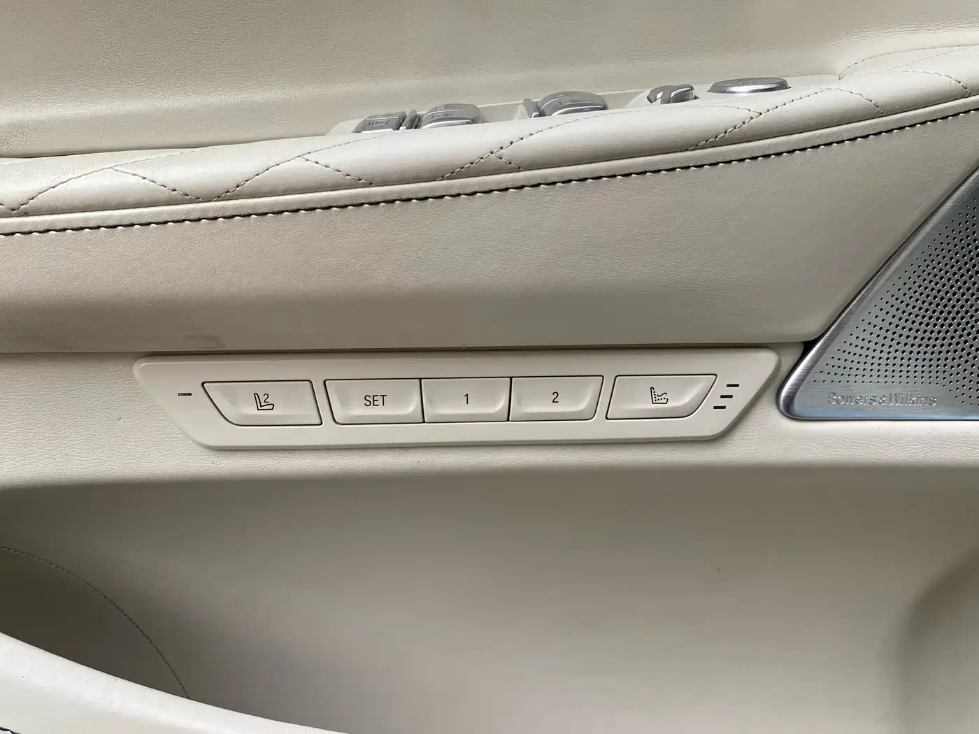 BMW 7 Series 2022 740Li xDrive Executive Luxury Package фото 14