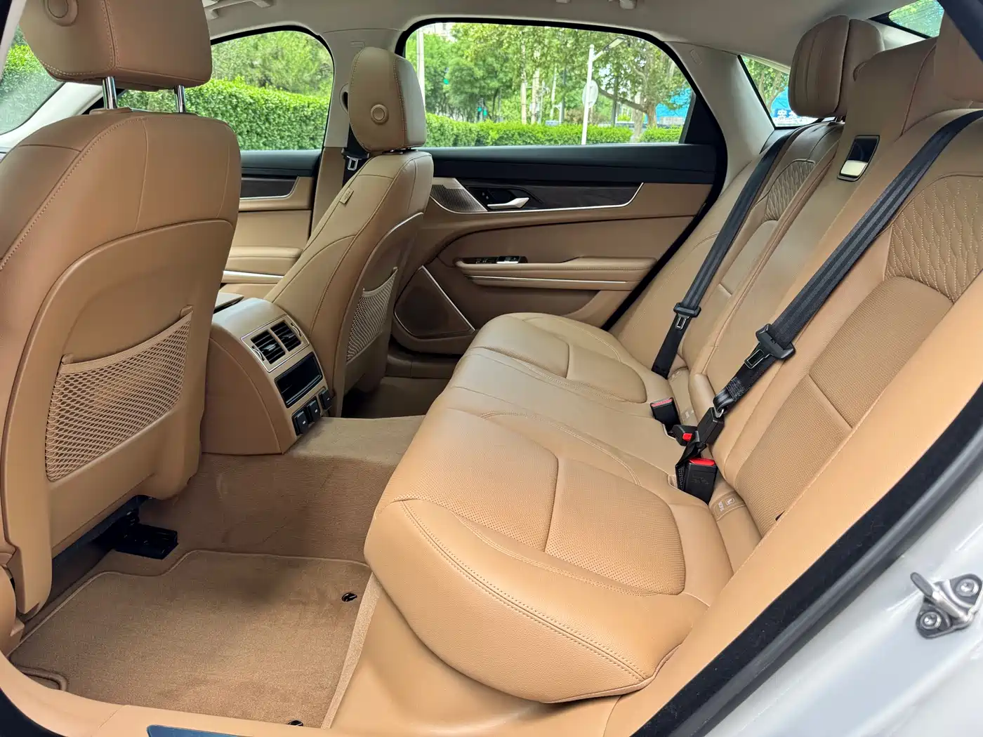 Jaguar XFL 2025 2.0T P250 FWD Luxury Edition фото 17