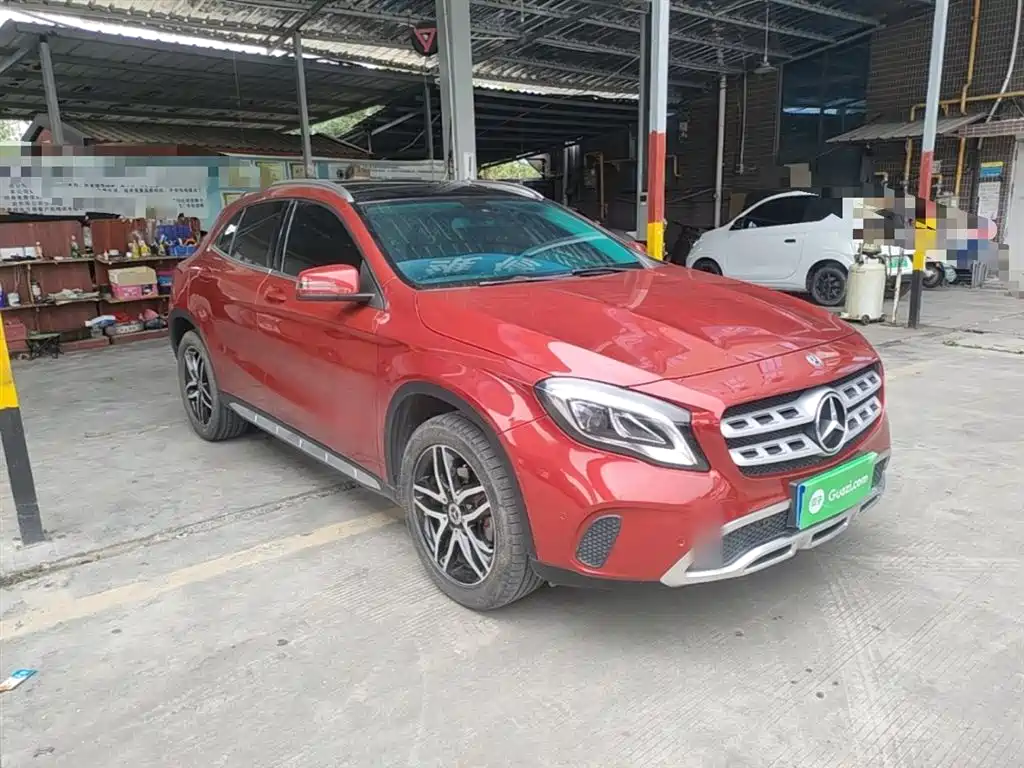 Mercedes-Benz GLA 2017 GLA 200 Fashion фото 4