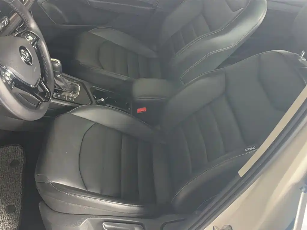 Volkswagen Tharu 2020 280TSI 2WD Luxury Edition China VI фото 6