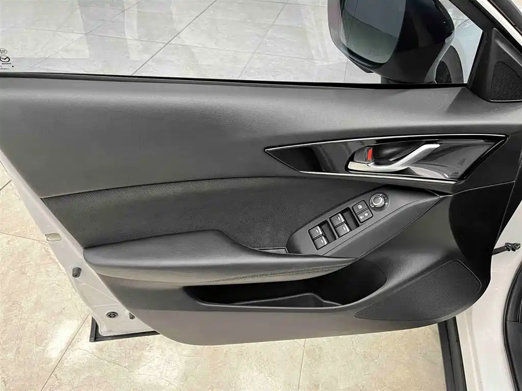 Mazda CX-4 2023 2021 2.0L Auto FWD Skyactiv Vitality Edition