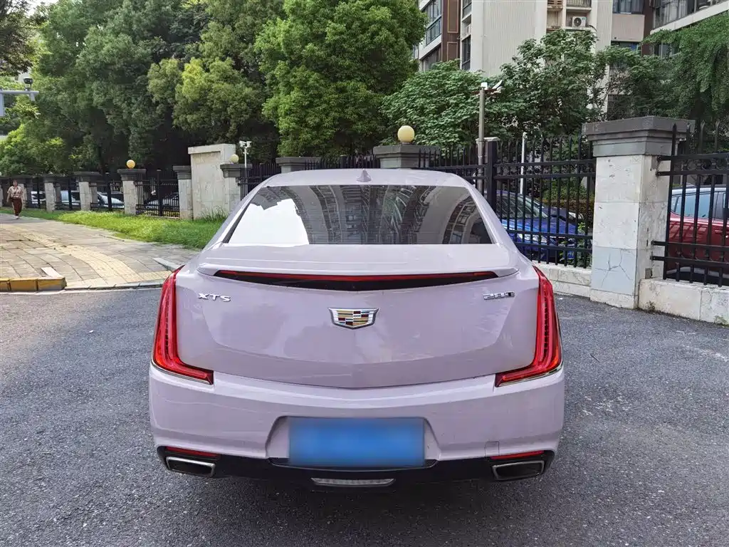 Cadillac XTS 2018 28T Technology фото 5