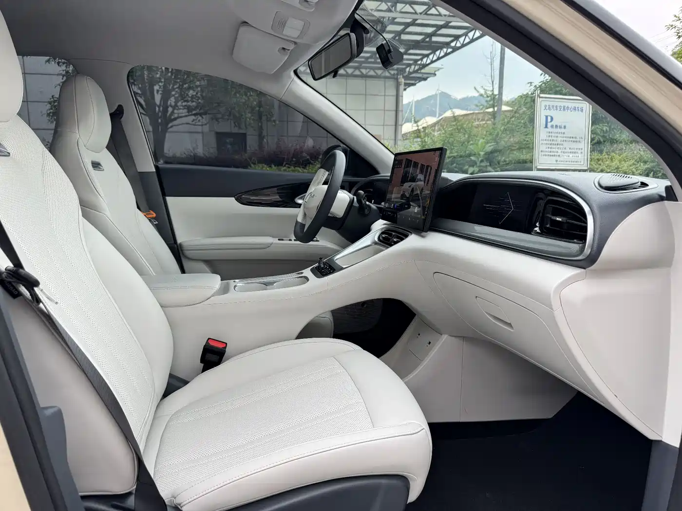 Geely Galaxy Starry Wish 2025 310km Dream Edition фото 9