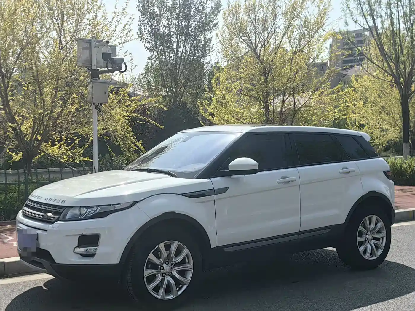 Land Rover Range Rover Evoque 2015 2.0T 5-Door Fashion Edition