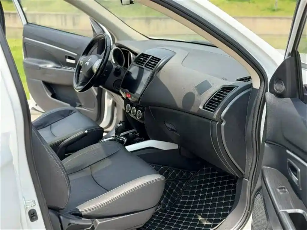 Mitsubishi ASX 2018 2018 2.0L CVT 2WD Premium