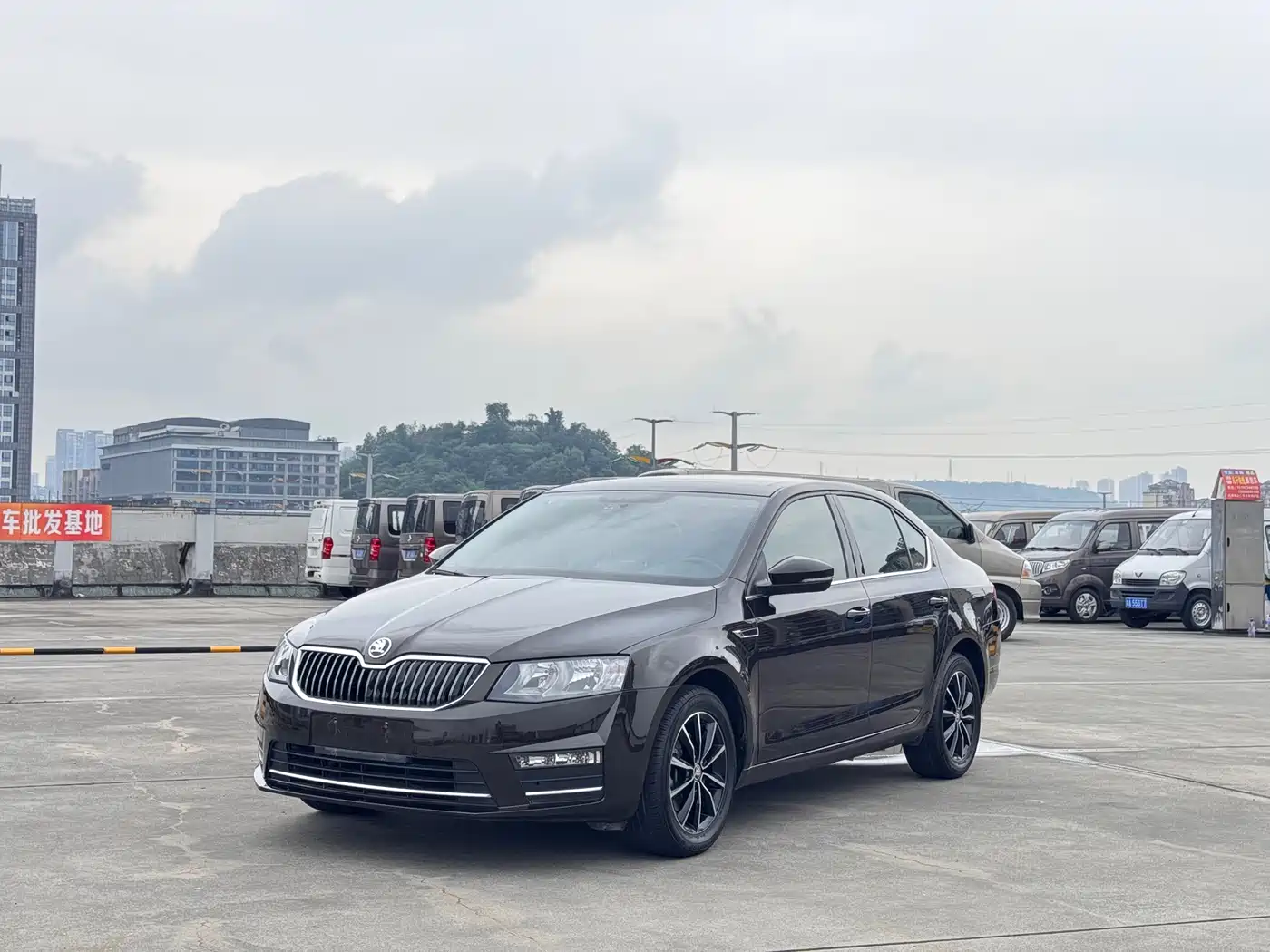 Škoda Octavia 2017 1.6L Automatic Smart Edition
