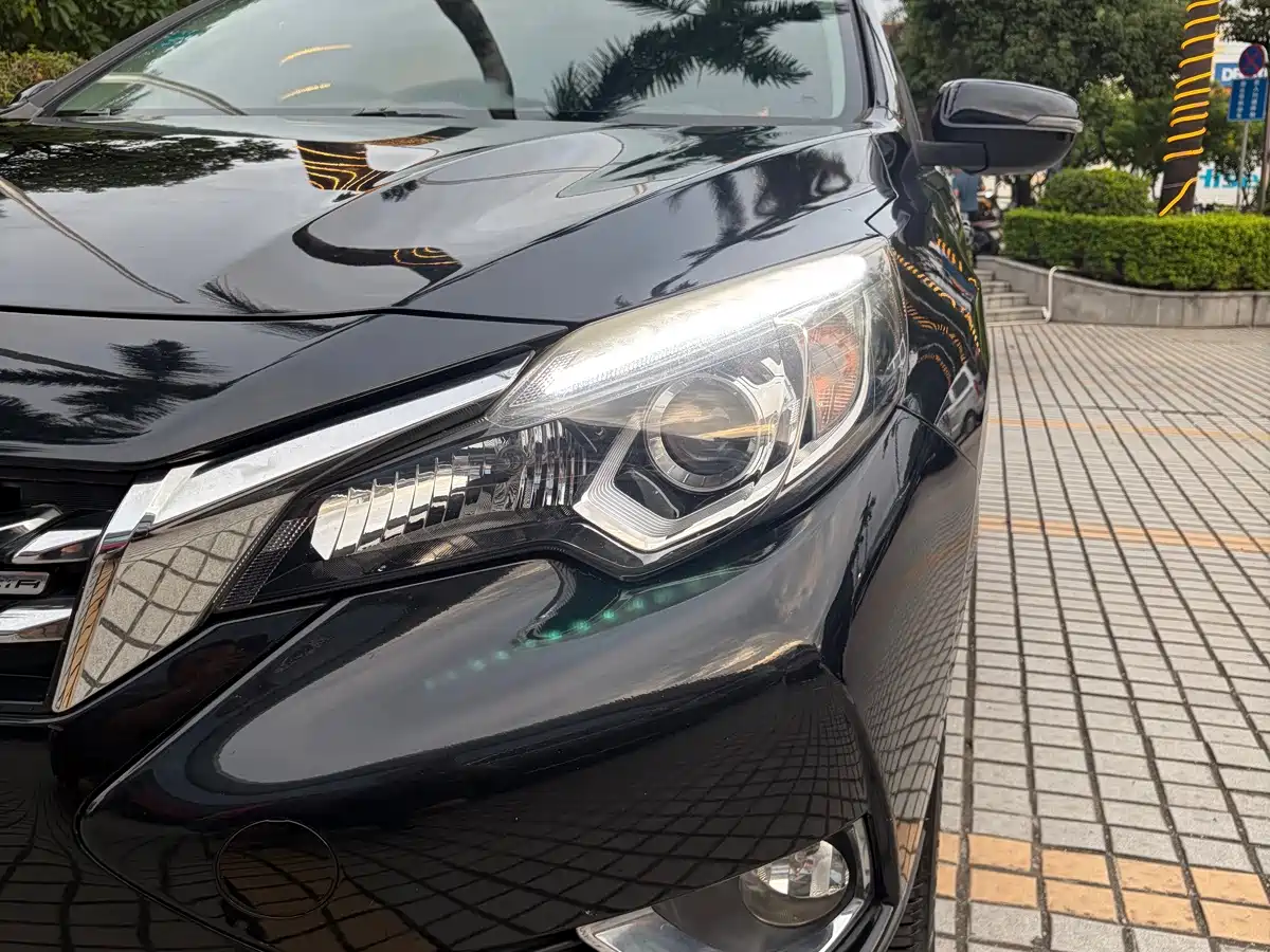 Venucia T90 2017 2017 2.0L CVT Smart Edition