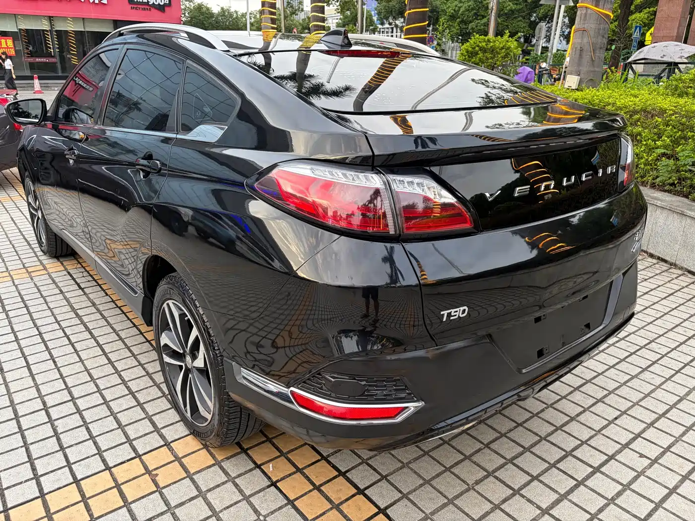 Venucia T90 2017 2017 2.0L CVT Smart Edition