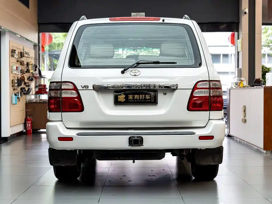 Toyota Land Cruiser (Import) фото 5