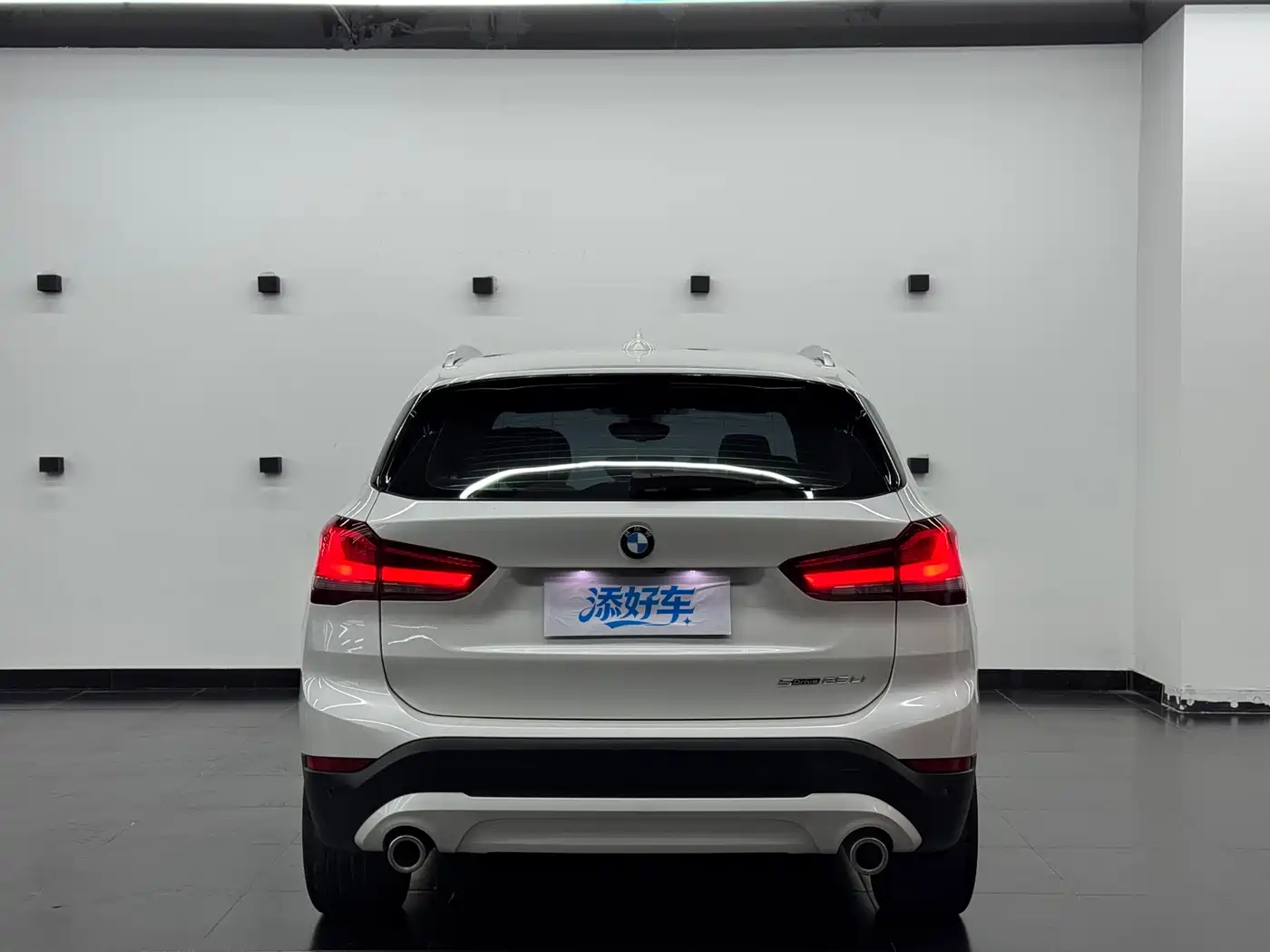 BMW X1 2022 sDrive25Li Leading фото 15