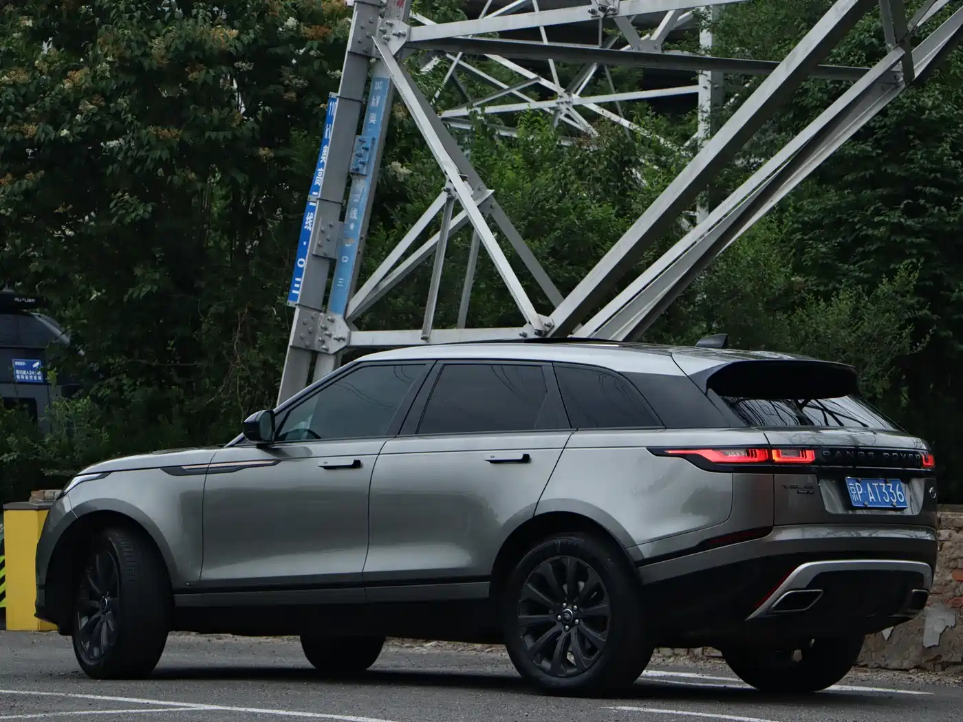 Land Rover Range Rover Velar 2020 P340 R-DYNAMIC S фото 6
