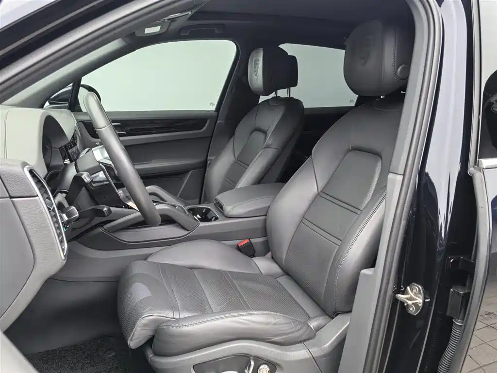 Porsche Cayenne 2019 Cayenne 3.0T фото 25