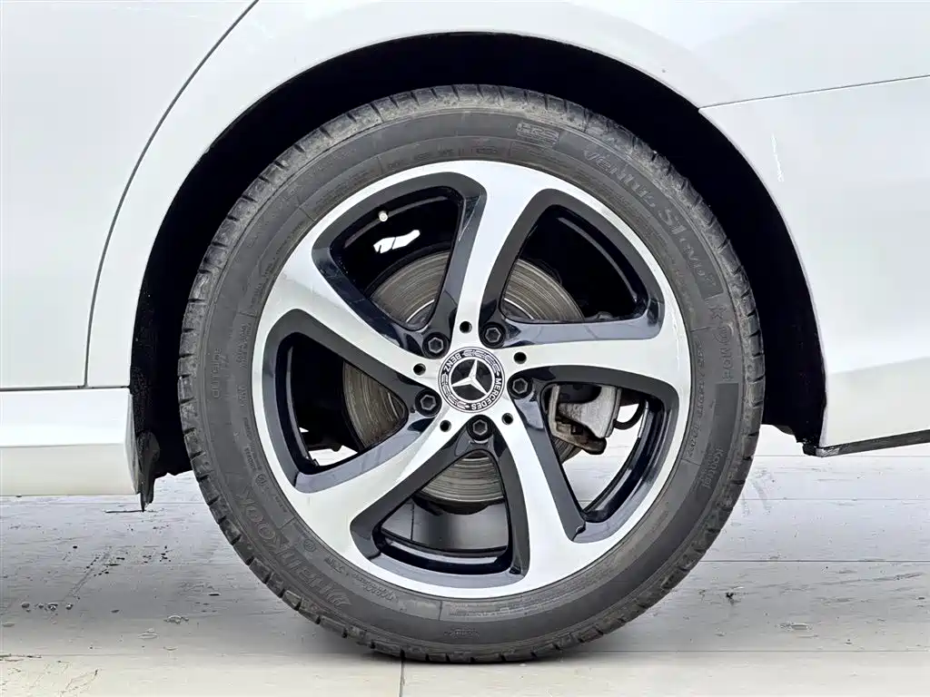 Mercedes-Benz E-Class 2017 E 200 Sport 4MATIC фото 17
