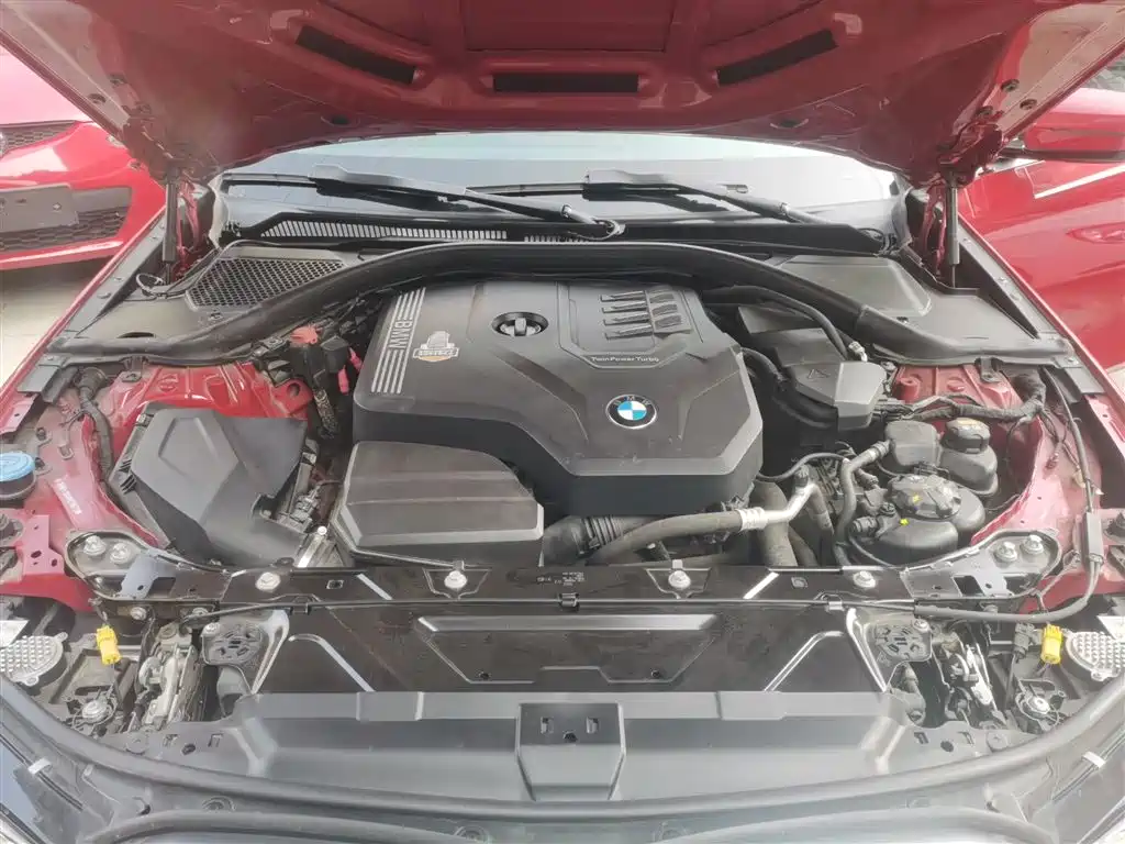 BMW 3-SERIES