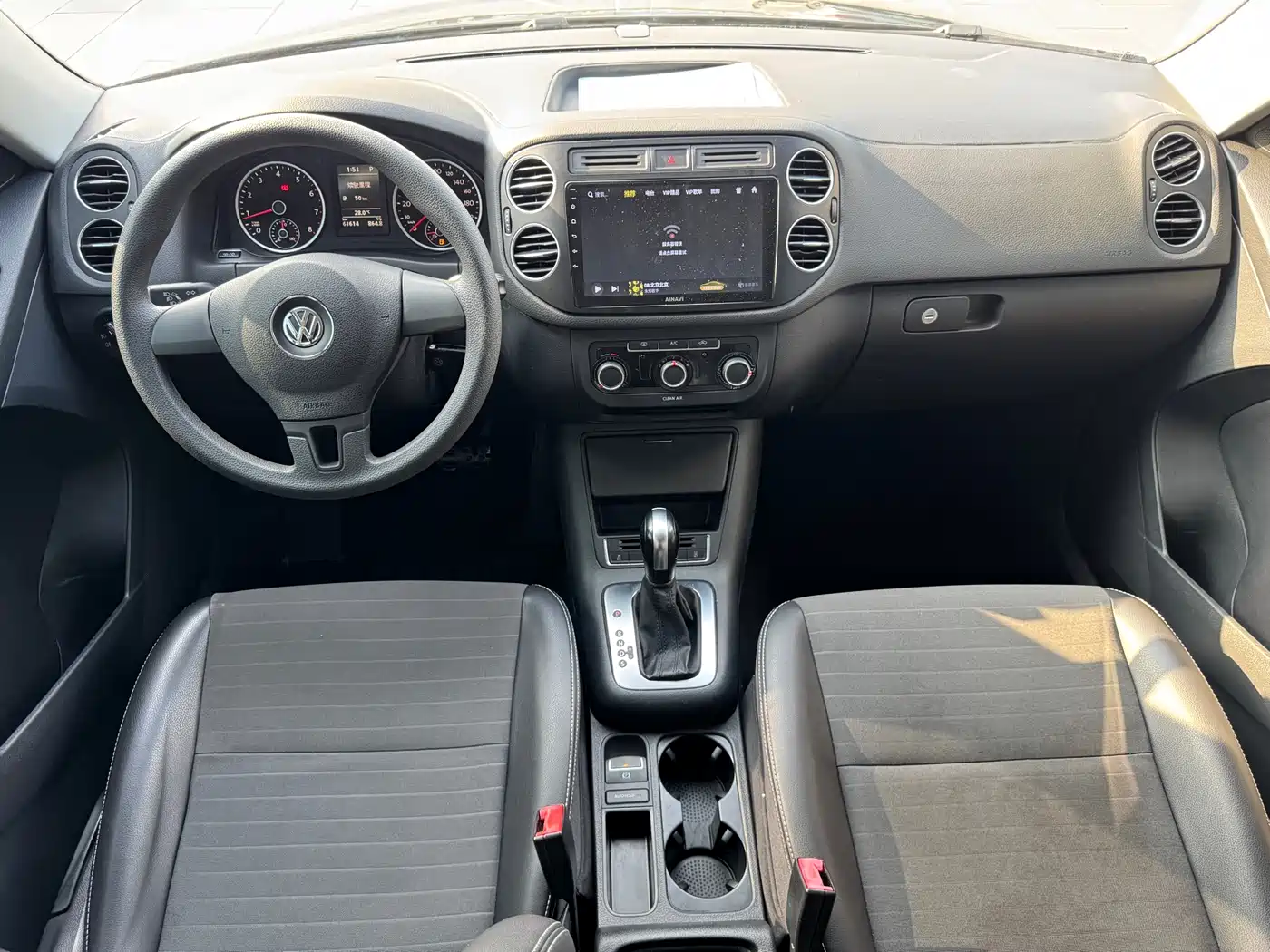 Volkswagen Tiguan 2016 Model 300TSI Automatic 2WD Trend Edition фото 12