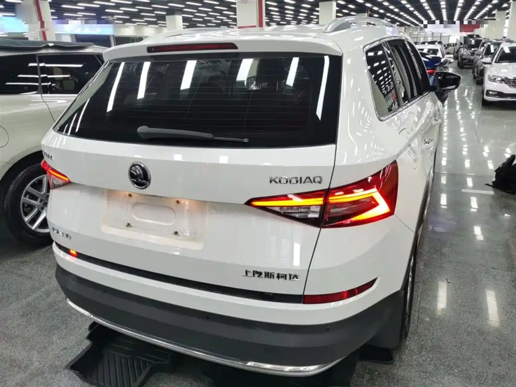 Škoda Kodiaq 2018 TSI330 5-seat FWD Luxury Premium фото 4