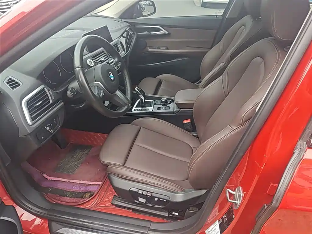 BMW 1 Series 2020 Model 120i M Sport Package фото 15