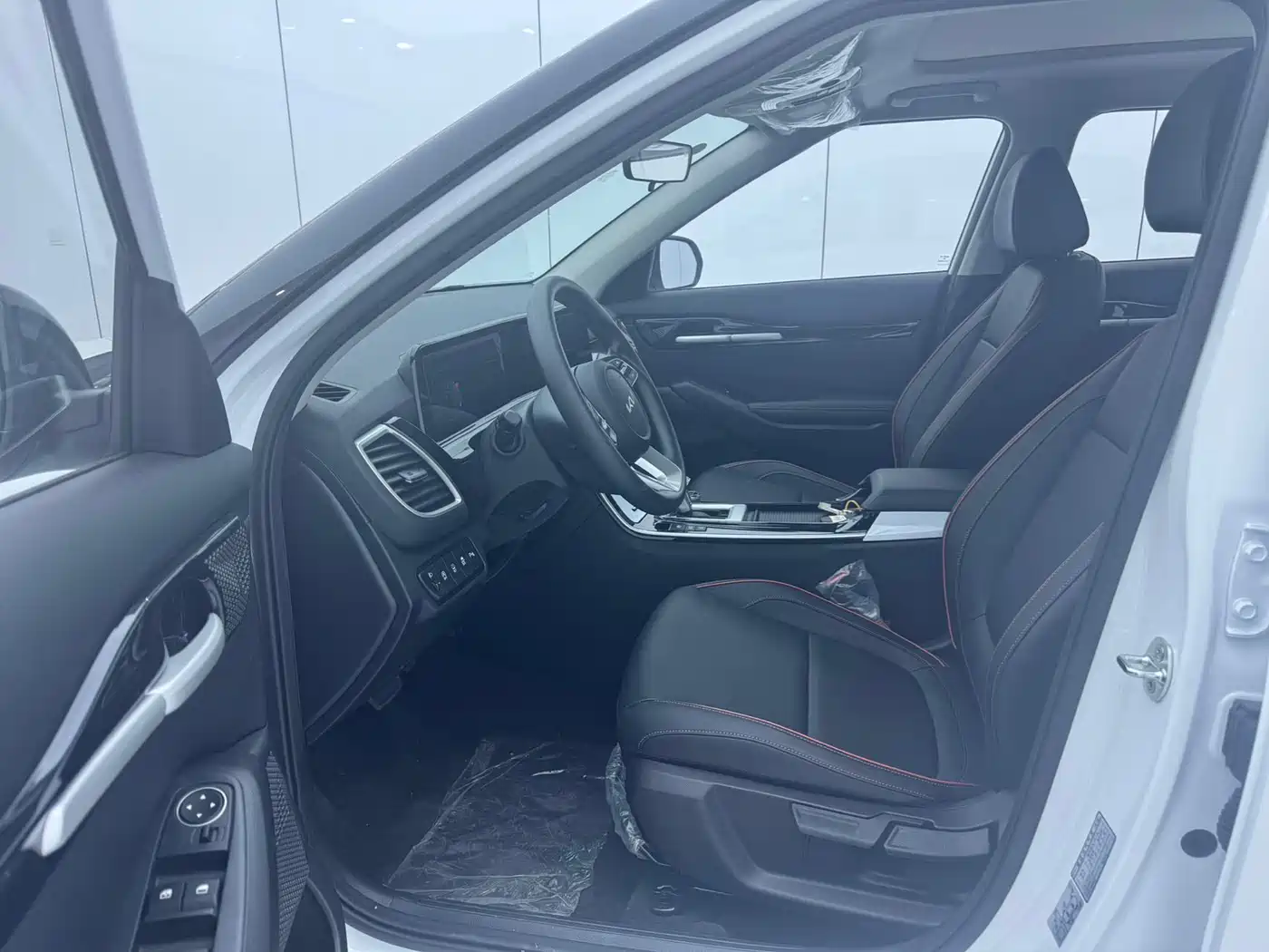 Kia Seltos 2026 Model 1.5L IVT Luxury Comfort Edition фото 7
