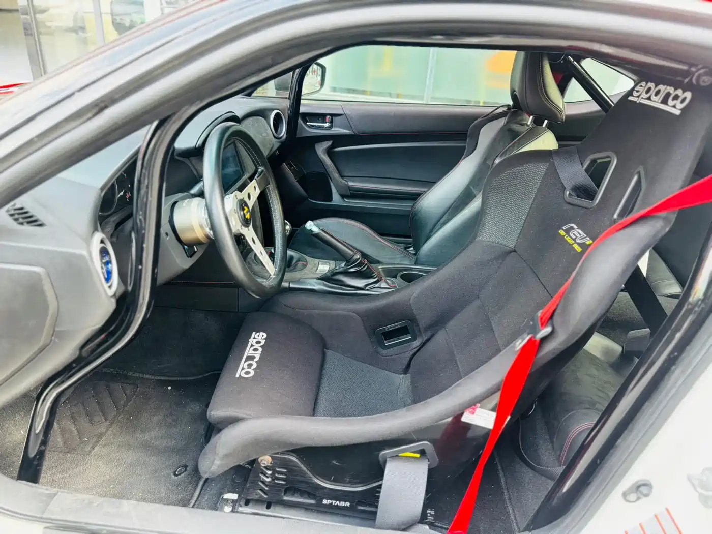 Subaru BRZ 2013 2.0i Manual Luxury фото 4