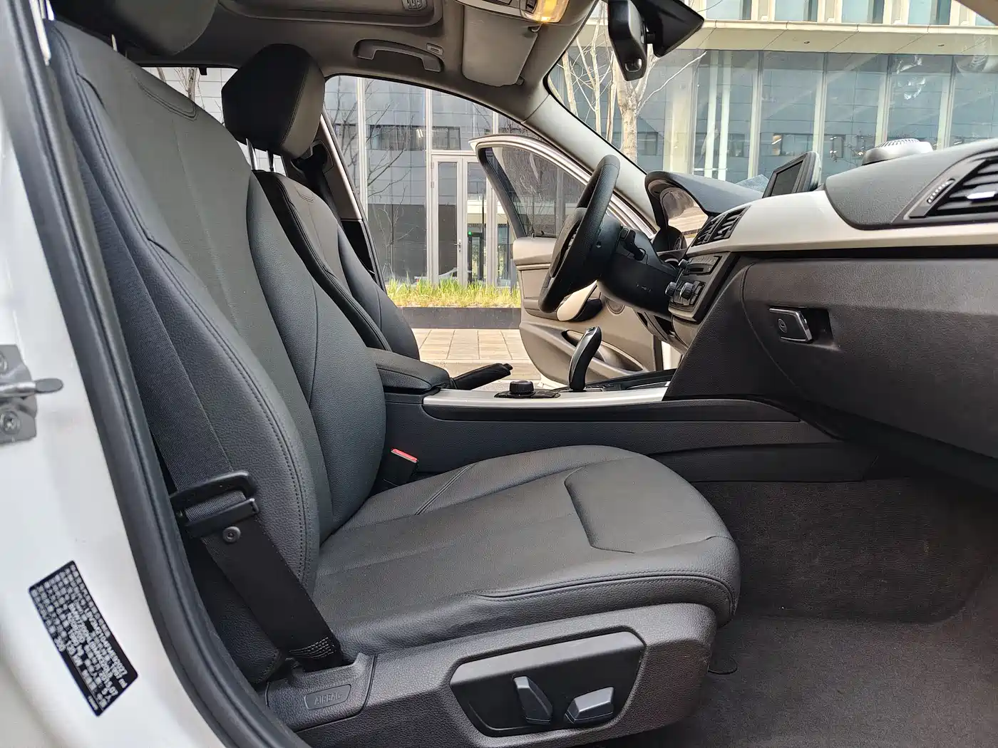 BMW 3 Series 2015 320Li Fashion фото 8
