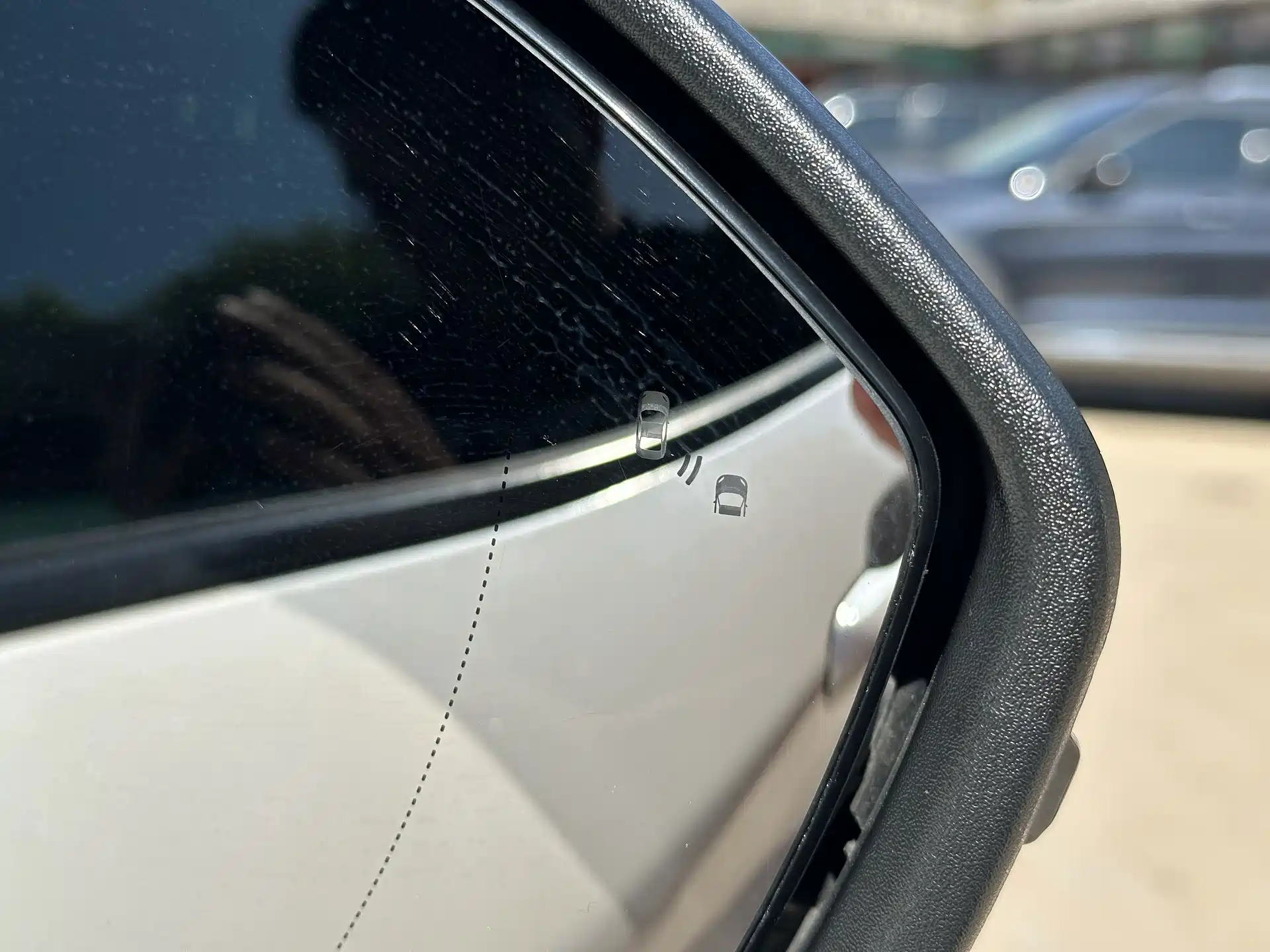 Фото 33 - Ford Explorer
