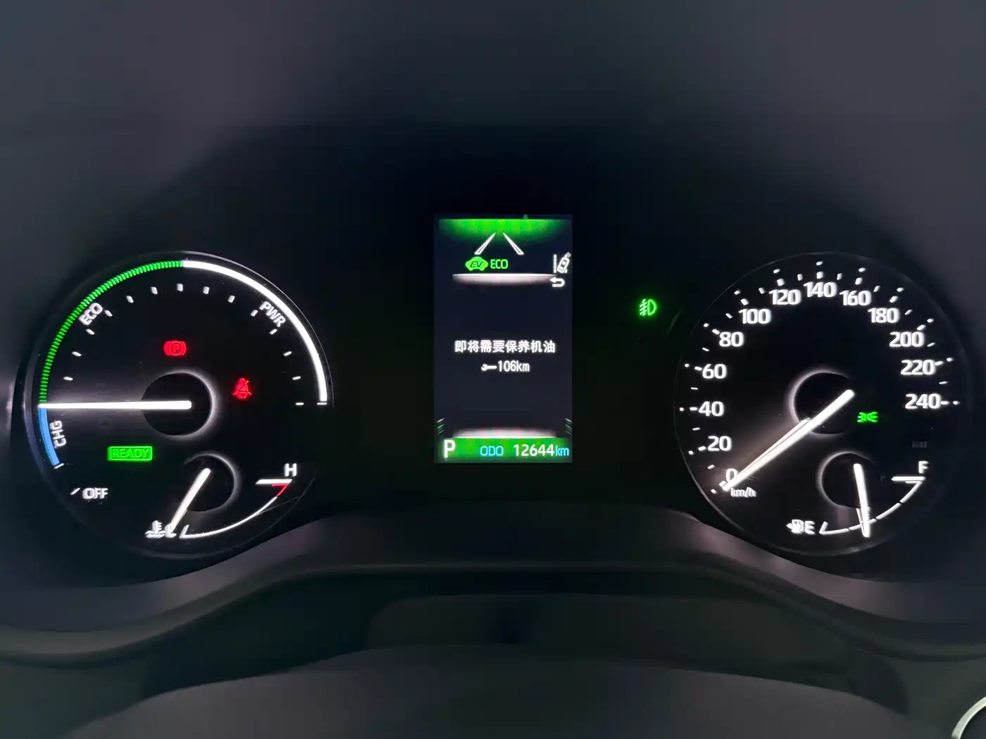 Toyota Sienna 2024 2.5L Hybrid 4WD Premium Edition фото 15