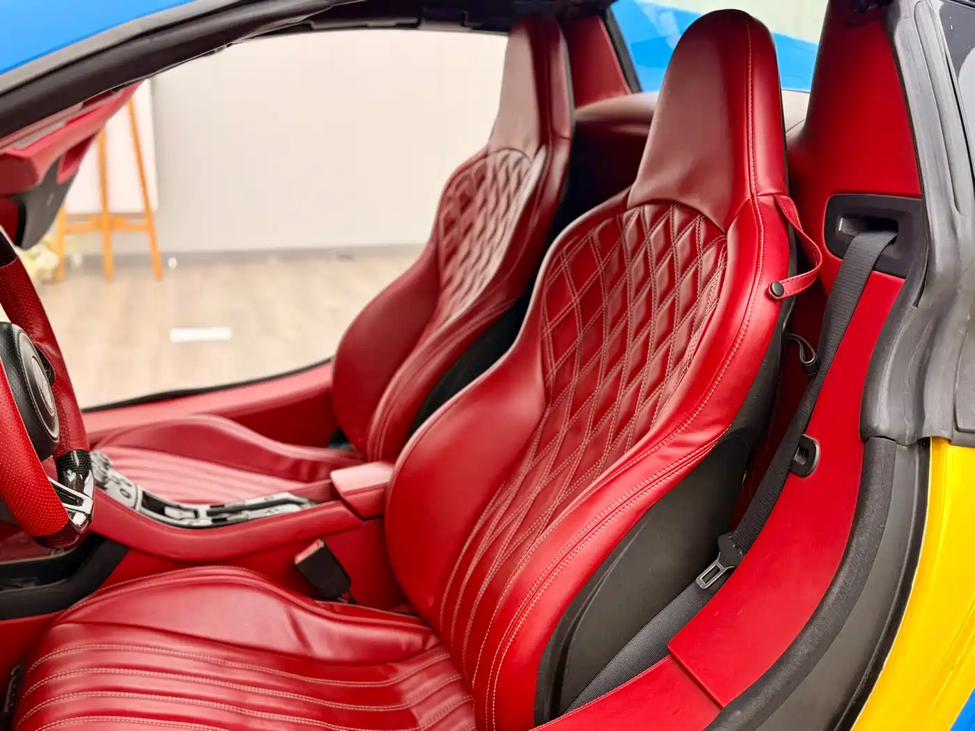 McLaren 12C 2013 3.8T SPIDER 50th Anniversary Edition фото 22