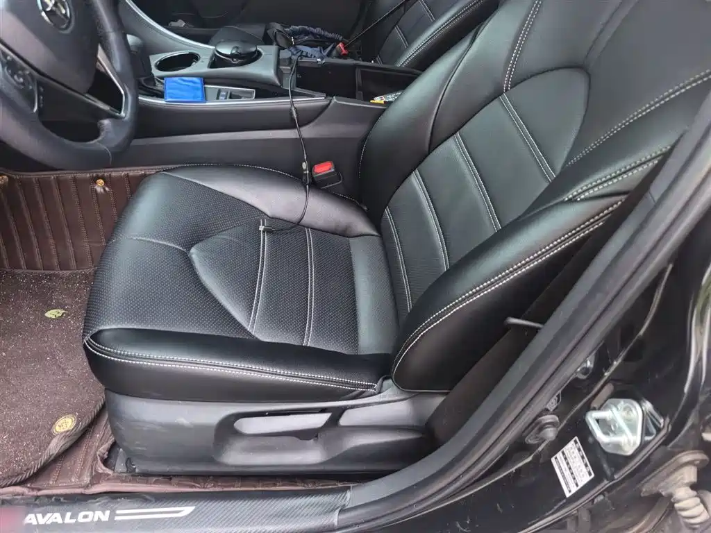 Toyota Avalon 2023 2.0L Aspiration Edition фото 8