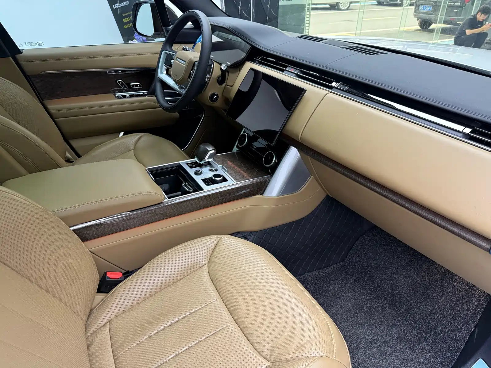 Фото 17 - Land Rover Range Rover