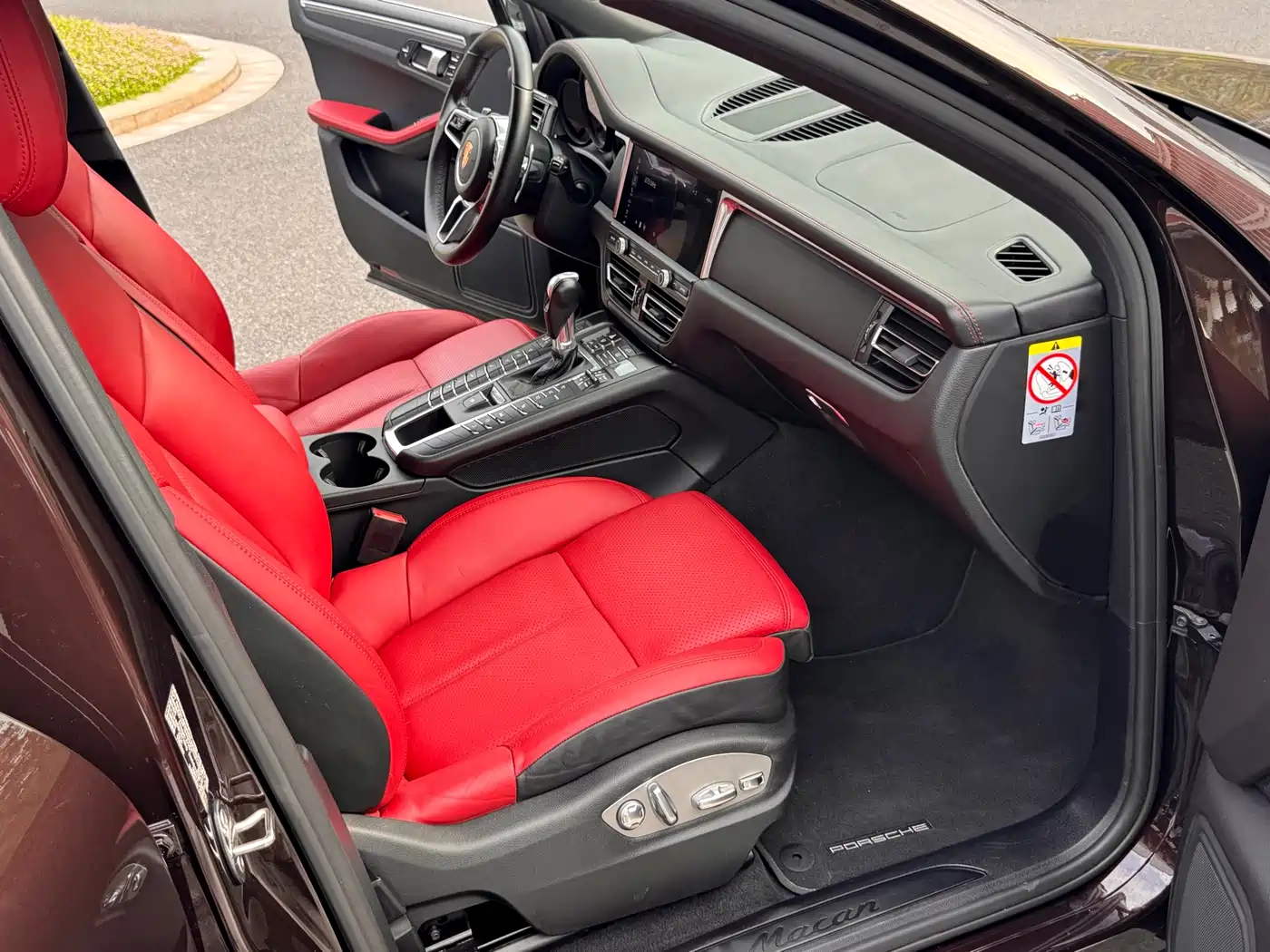 Porsche Macan 2018 Macan 2.0T фото 8