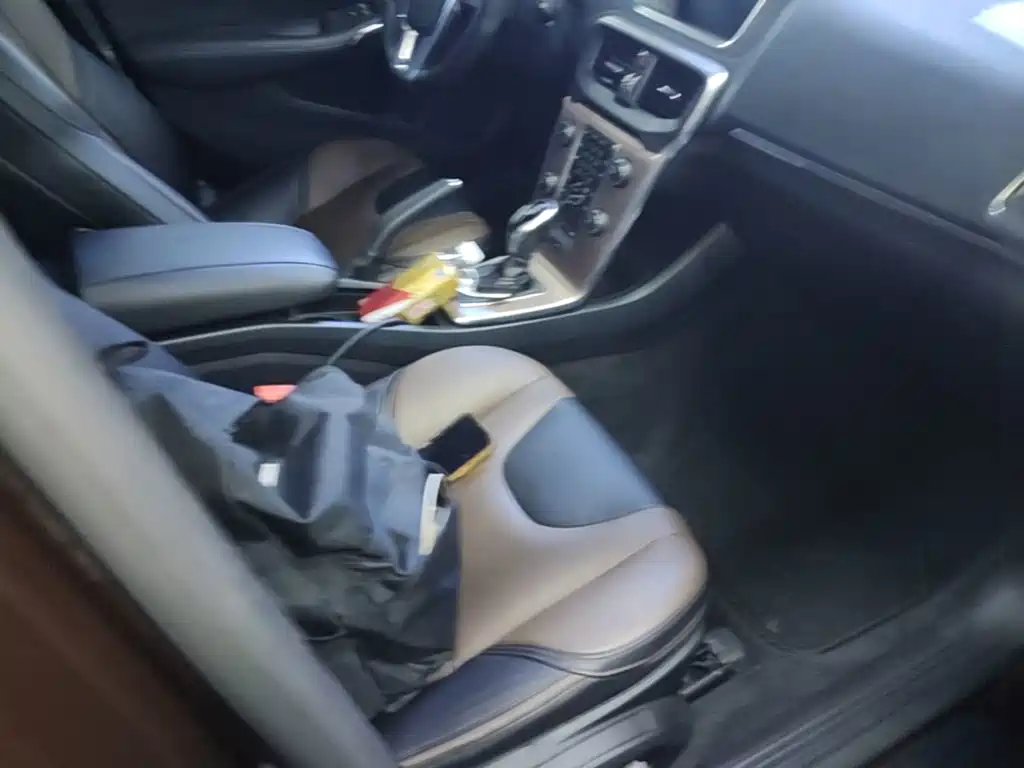 Volvo V40 2018 2017 Cross Country T3 Inscription