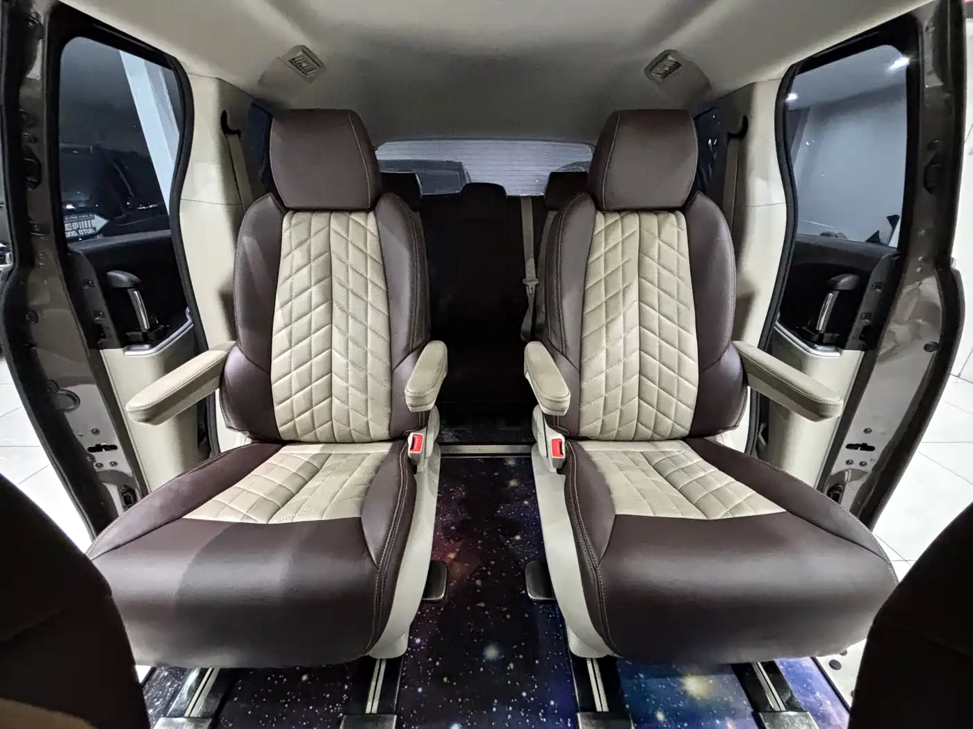 Buick GL8 2023 Model Land Business Class Comfort фото 14