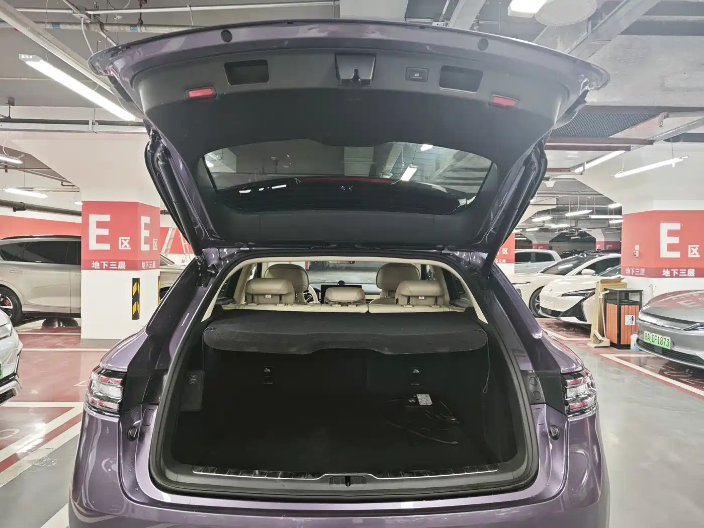 AITO Wenjie AITO M5 2025 Extended Range Ultra AWD фото 13