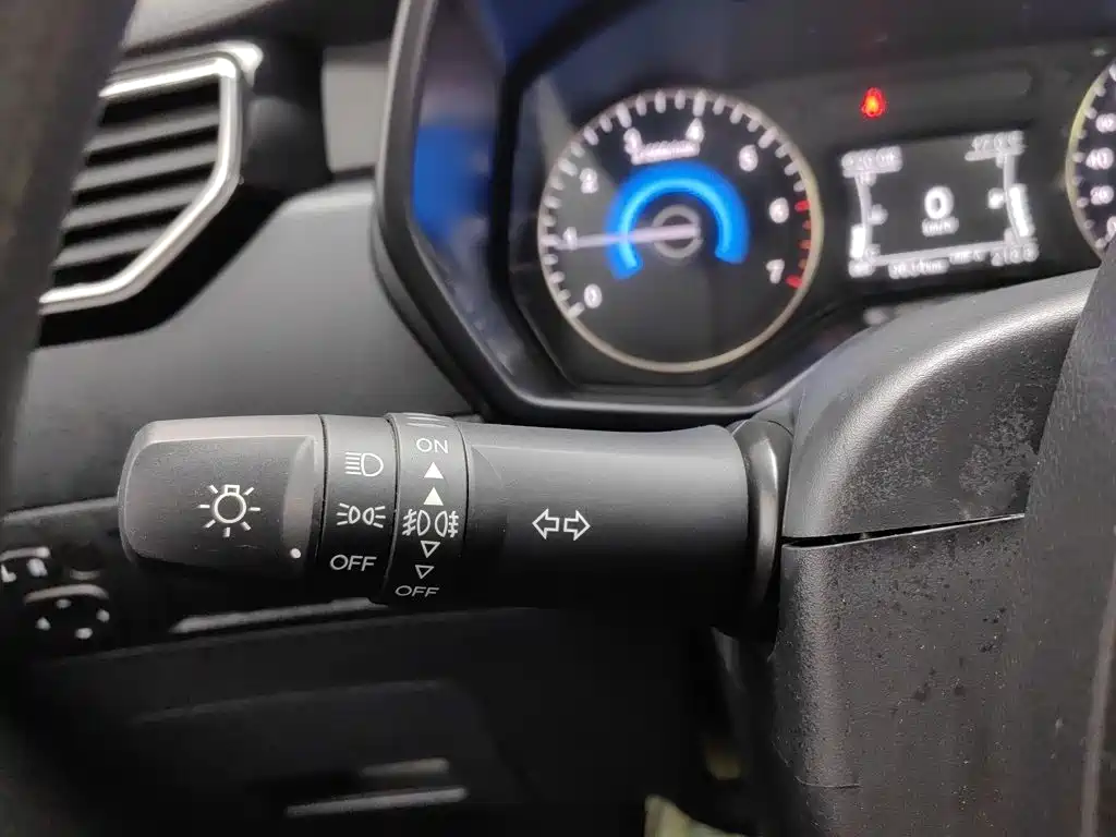 Dongfeng Fengguang Fengguang 580 2022 2021 ☆Star Edition 1.8L Manual Elite