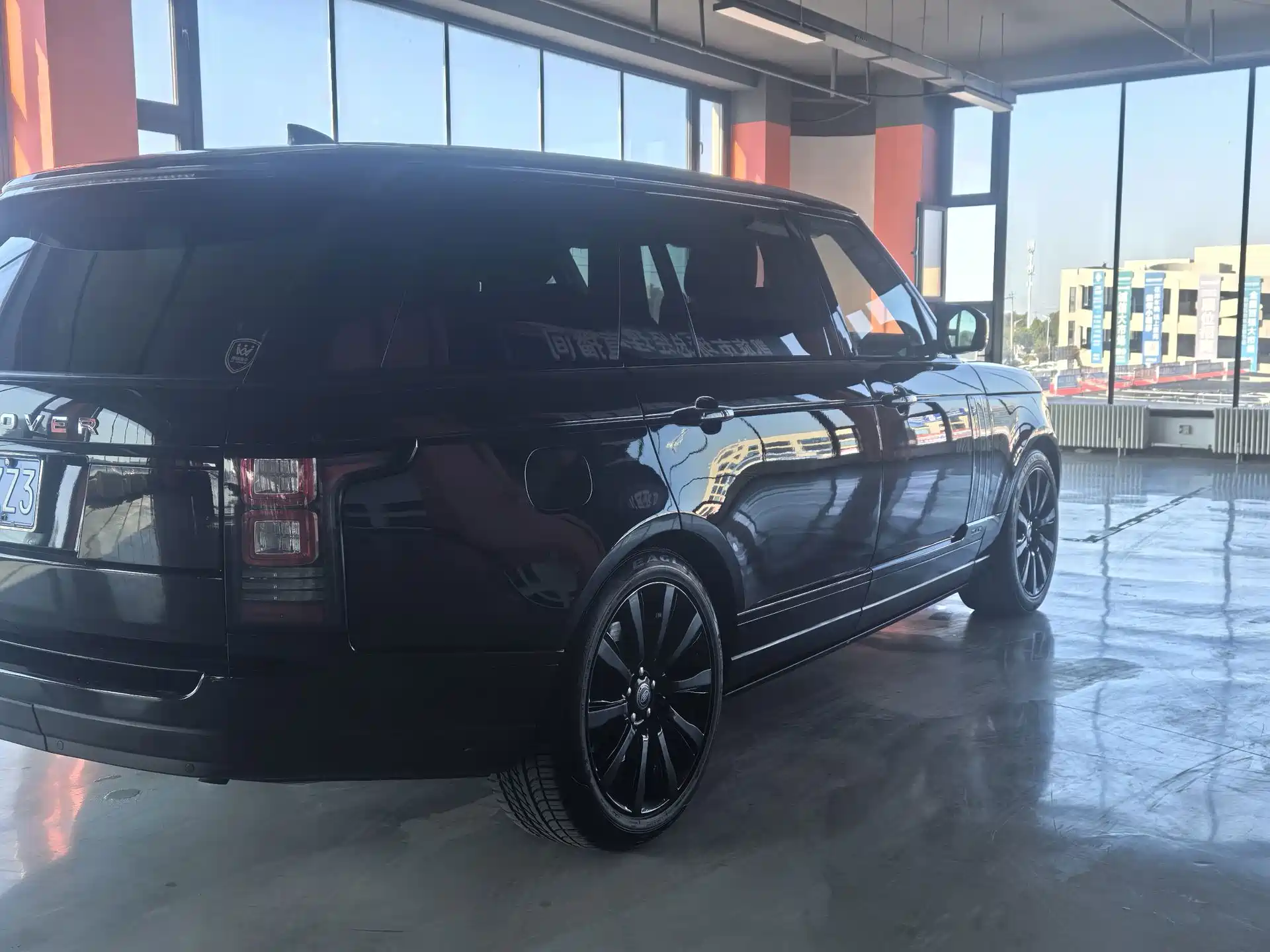 Фото 13 - Land Rover Range Rover